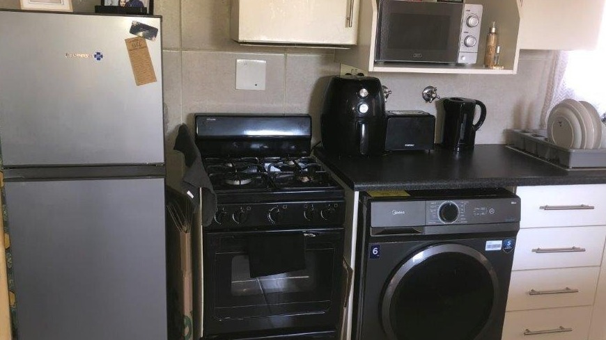 6 Bedroom Property for Sale in Bardene Gauteng
