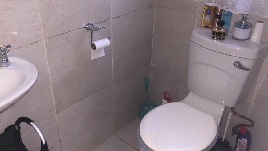 6 Bedroom Property for Sale in Bardene Gauteng