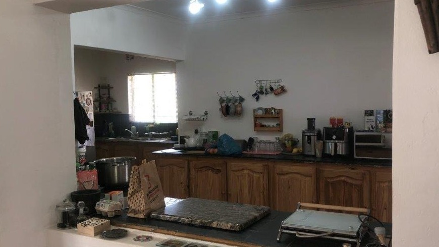 6 Bedroom Property for Sale in Bardene Gauteng