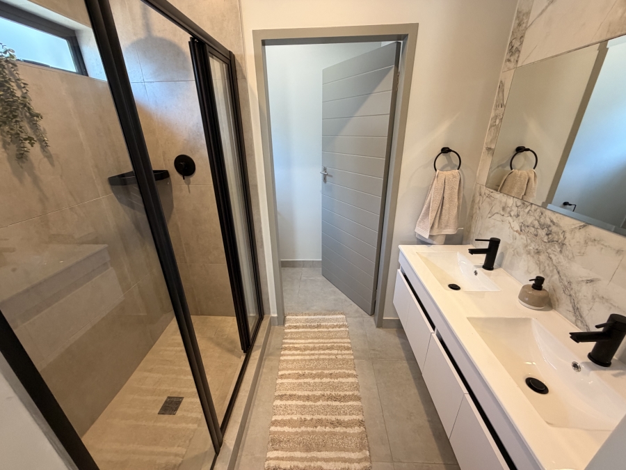 4 Bedroom Property for Sale in North Riding Gauteng