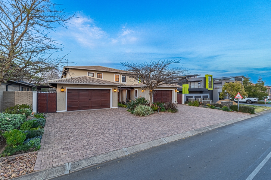 4 Bedroom Property for Sale in Ebotse Golf Estate Gauteng