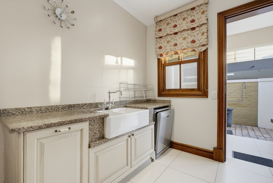 4 Bedroom Property for Sale in Ebotse Golf Estate Gauteng