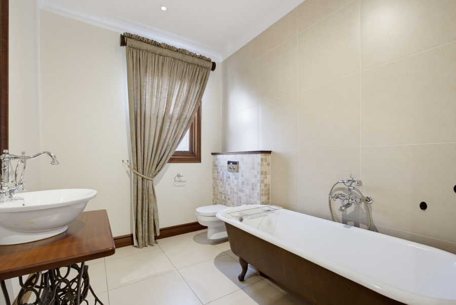 4 Bedroom Property for Sale in Ebotse Golf Estate Gauteng