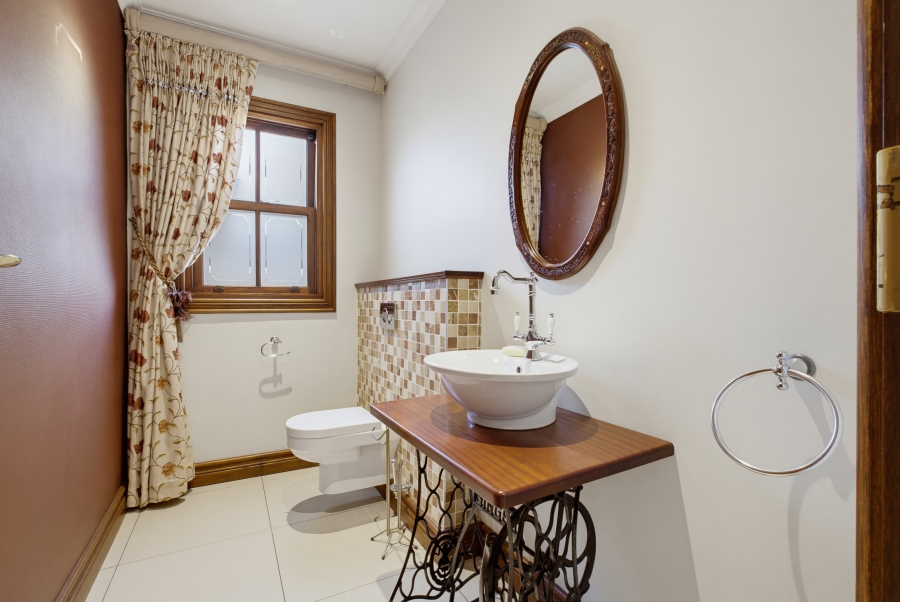 4 Bedroom Property for Sale in Ebotse Golf Estate Gauteng