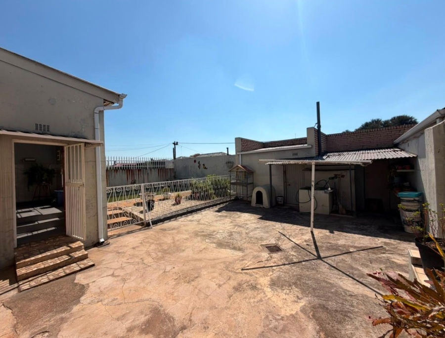 3 Bedroom Property for Sale in Rewlatch Gauteng