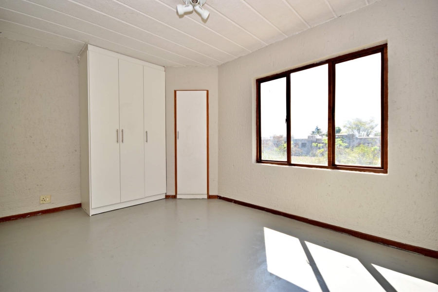 2 Bedroom Property for Sale in Bloubosrand Gauteng