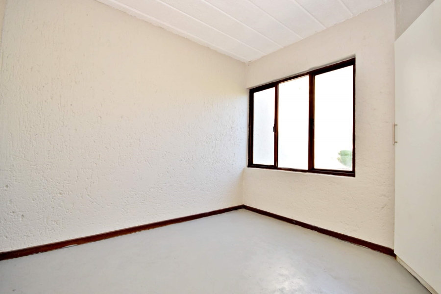 2 Bedroom Property for Sale in Bloubosrand Gauteng