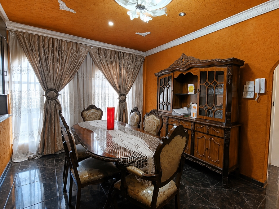3 Bedroom Property for Sale in Unitas Park Gauteng