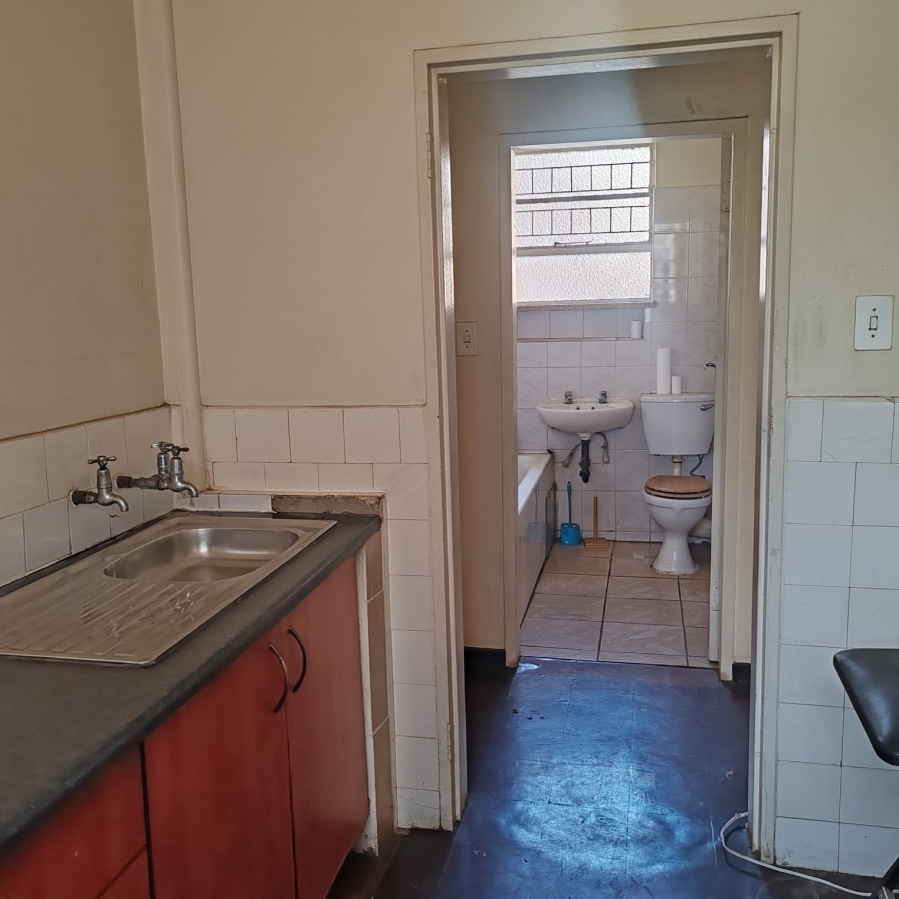 2 Bedroom Property for Sale in Sunnyside Gauteng