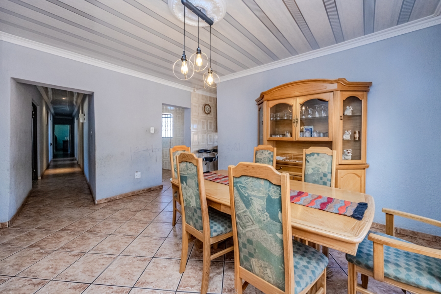 4 Bedroom Property for Sale in Greenhills Gauteng