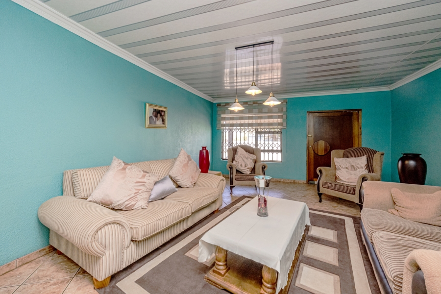 4 Bedroom Property for Sale in Greenhills Gauteng