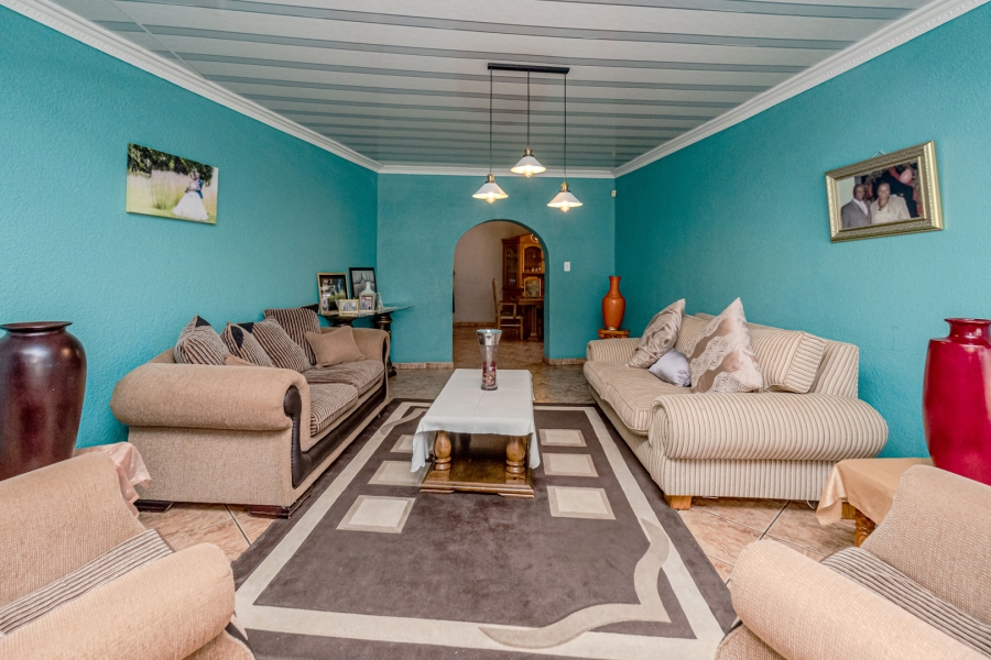 4 Bedroom Property for Sale in Greenhills Gauteng