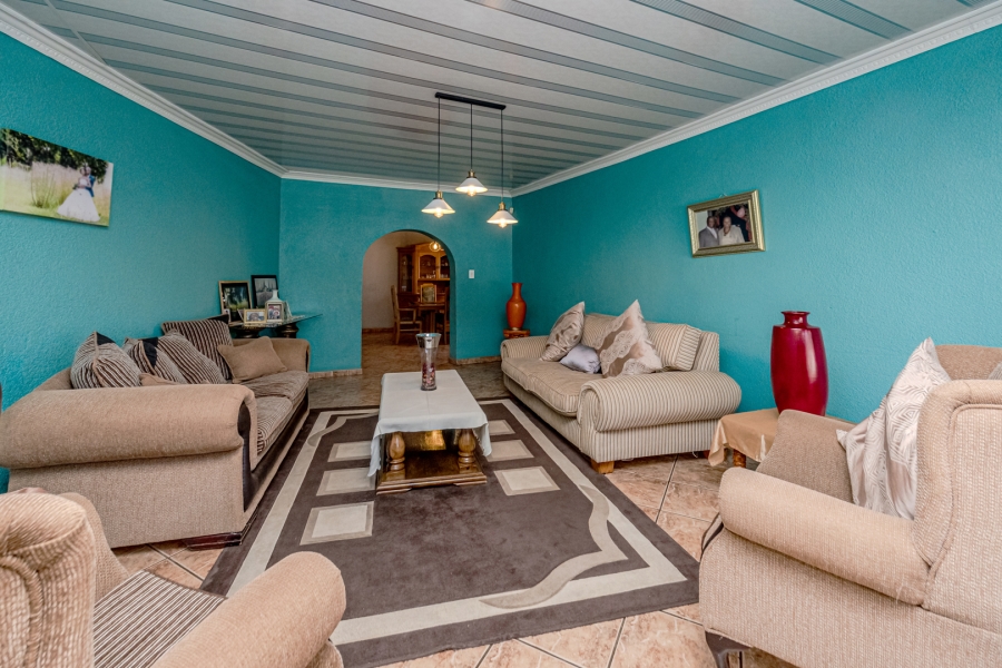 4 Bedroom Property for Sale in Greenhills Gauteng