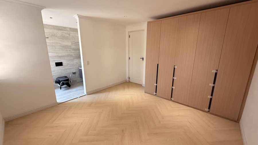 To Let 2 Bedroom Property for Rent in Bryanston Gauteng