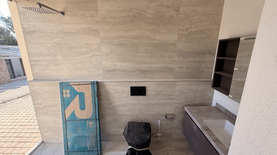 To Let 2 Bedroom Property for Rent in Bryanston Gauteng