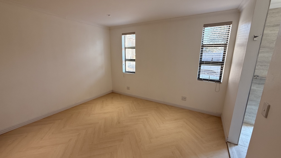 To Let 2 Bedroom Property for Rent in Bryanston Gauteng