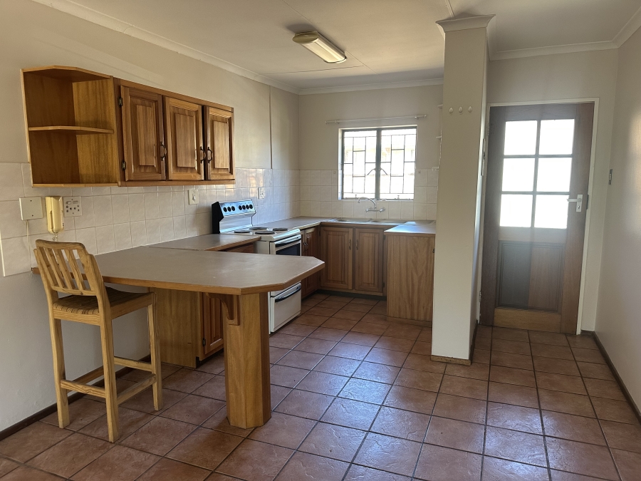 2 Bedroom Property for Sale in Faerie Glen Gauteng
