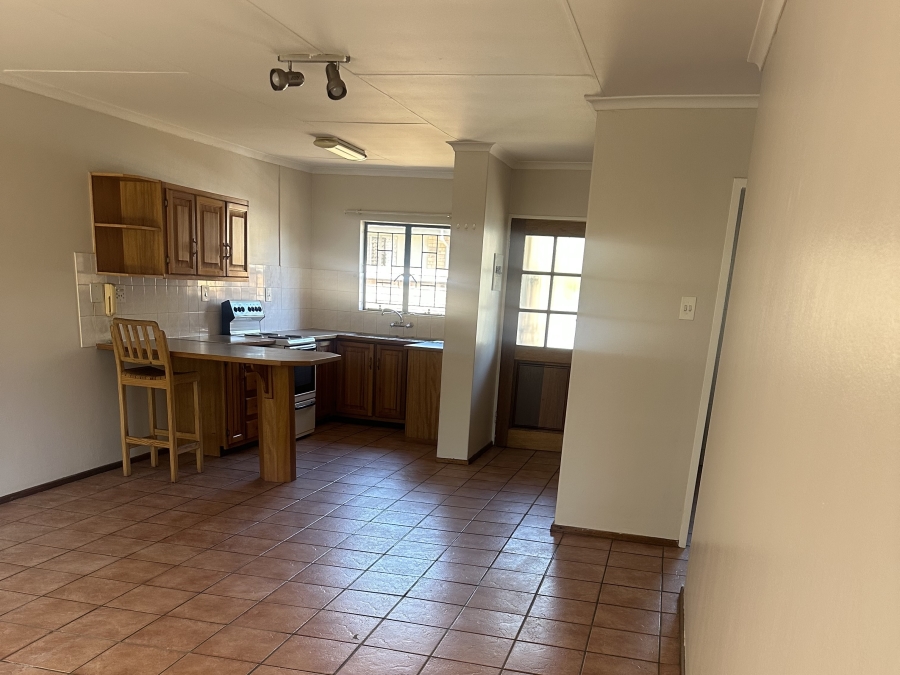 2 Bedroom Property for Sale in Faerie Glen Gauteng