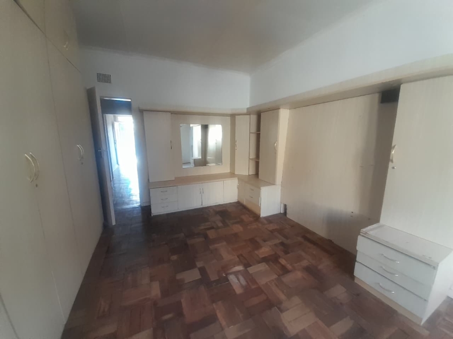 4 Bedroom Property for Sale in Mackenzieville Gauteng