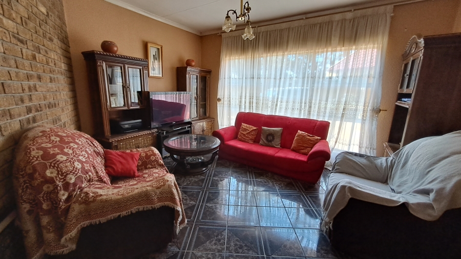 5 Bedroom Property for Sale in Ferryvale Gauteng