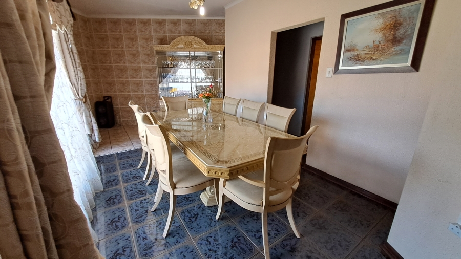 5 Bedroom Property for Sale in Ferryvale Gauteng