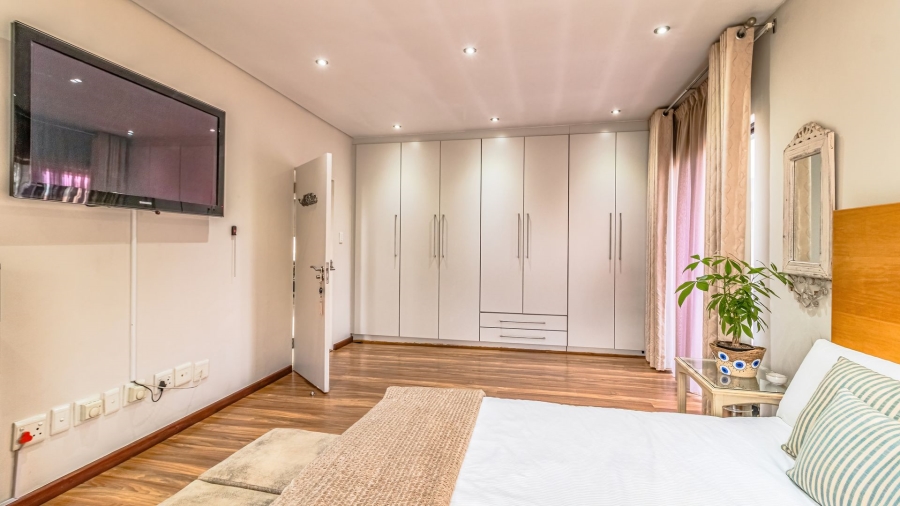 4 Bedroom Property for Sale in Dowerglen Ext 5 Gauteng