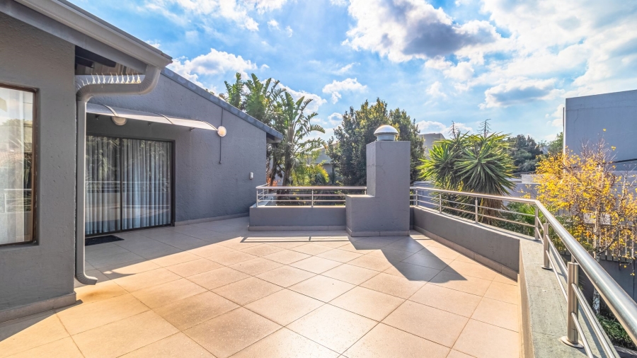 4 Bedroom Property for Sale in Dowerglen Ext 5 Gauteng