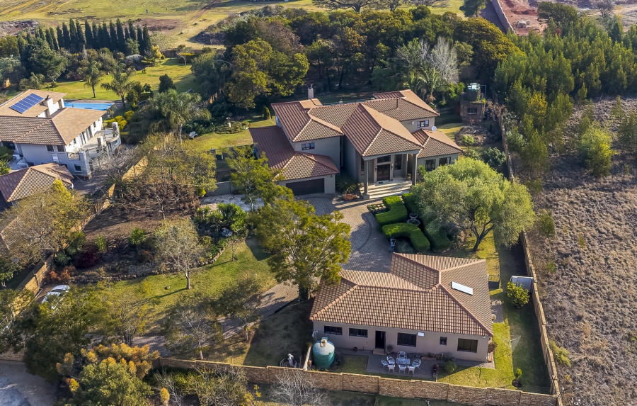 6 Bedroom Property for Sale in Olympus Ridge Gauteng