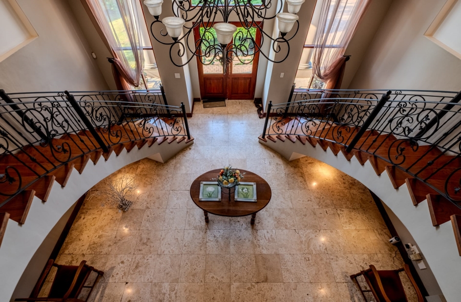 6 Bedroom Property for Sale in Olympus Ridge Gauteng