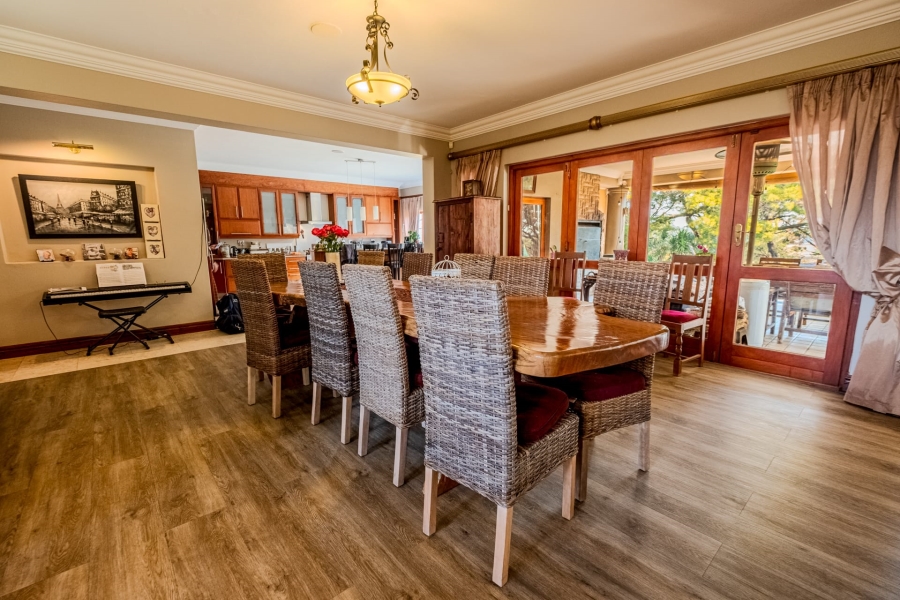6 Bedroom Property for Sale in Olympus Ridge Gauteng