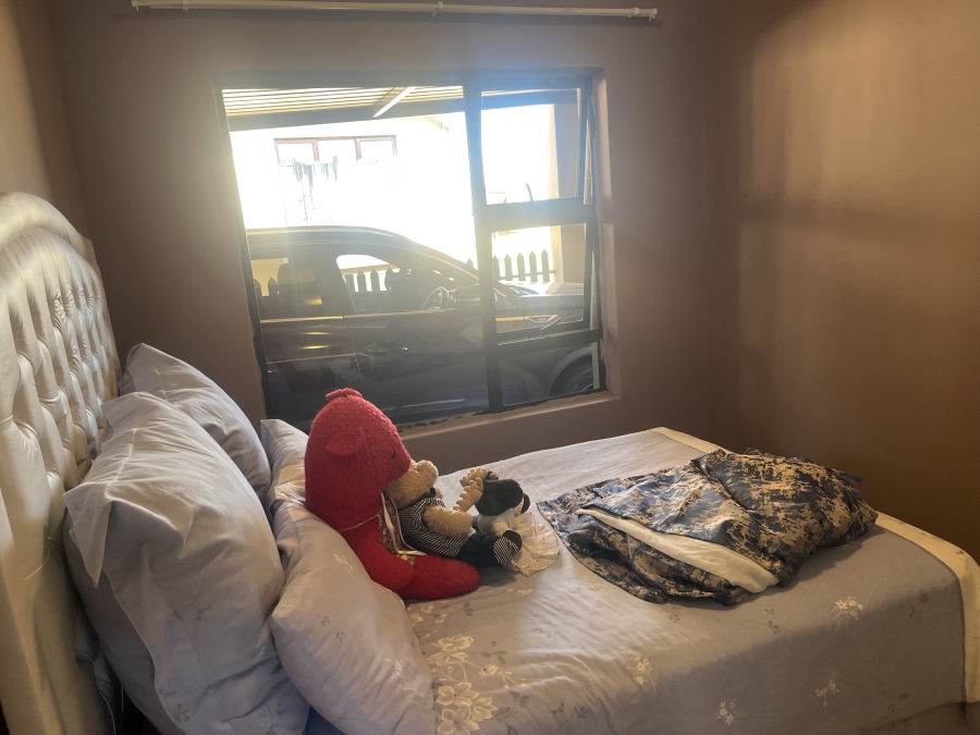 3 Bedroom Property for Sale in Albertsdal Gauteng