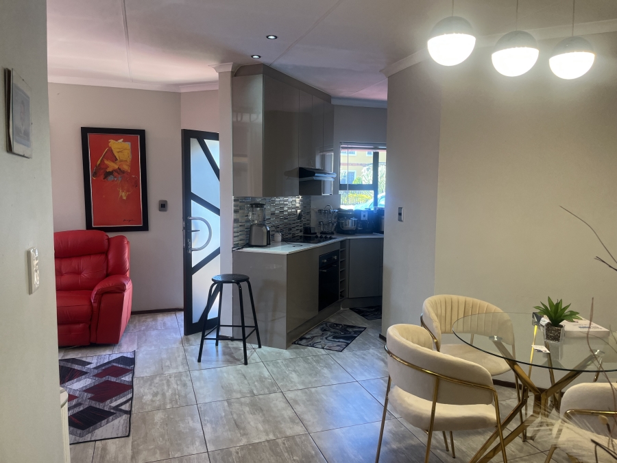 3 Bedroom Property for Sale in Albertsdal Gauteng