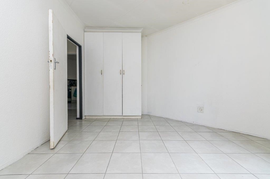 3 Bedroom Property for Sale in Helderkruin Gauteng