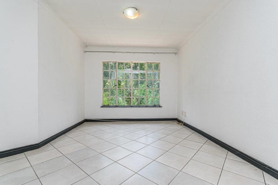 3 Bedroom Property for Sale in Helderkruin Gauteng
