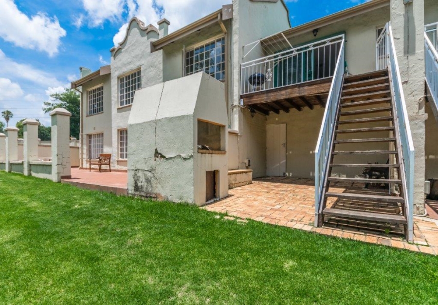 3 Bedroom Property for Sale in Helderkruin Gauteng