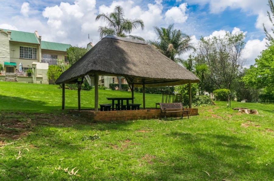 3 Bedroom Property for Sale in Helderkruin Gauteng