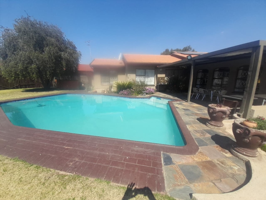 4 Bedroom Property for Sale in Visagie Park Gauteng
