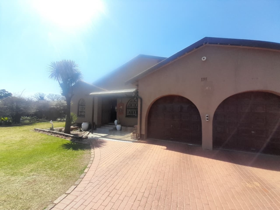 4 Bedroom Property for Sale in Visagie Park Gauteng