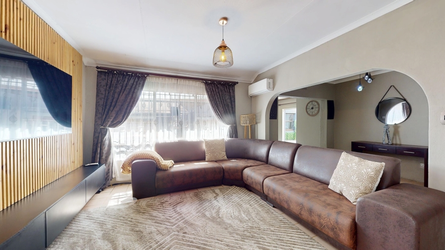 3 Bedroom Property for Sale in Gosforth Park Gauteng