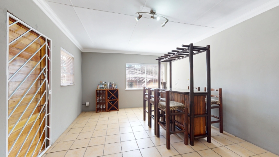 3 Bedroom Property for Sale in Gosforth Park Gauteng