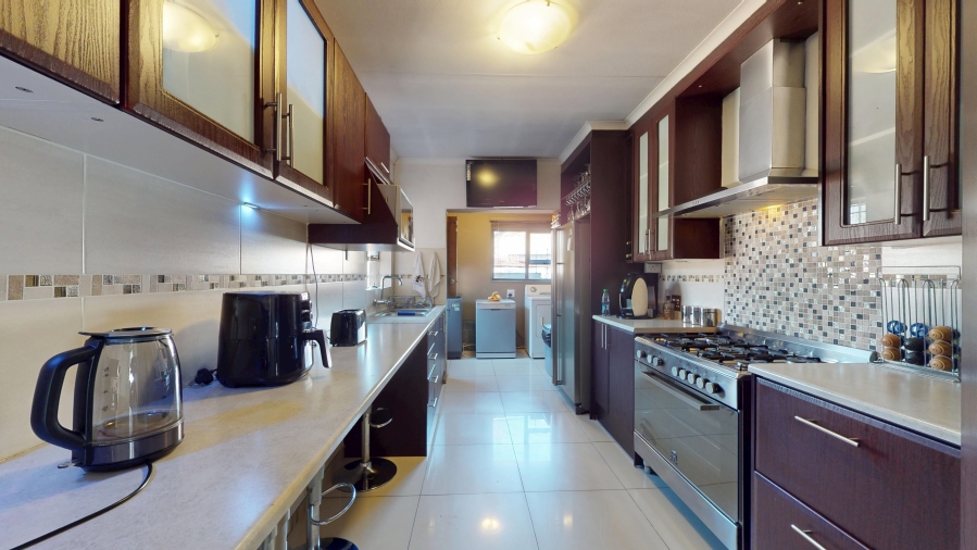 3 Bedroom Property for Sale in Gosforth Park Gauteng