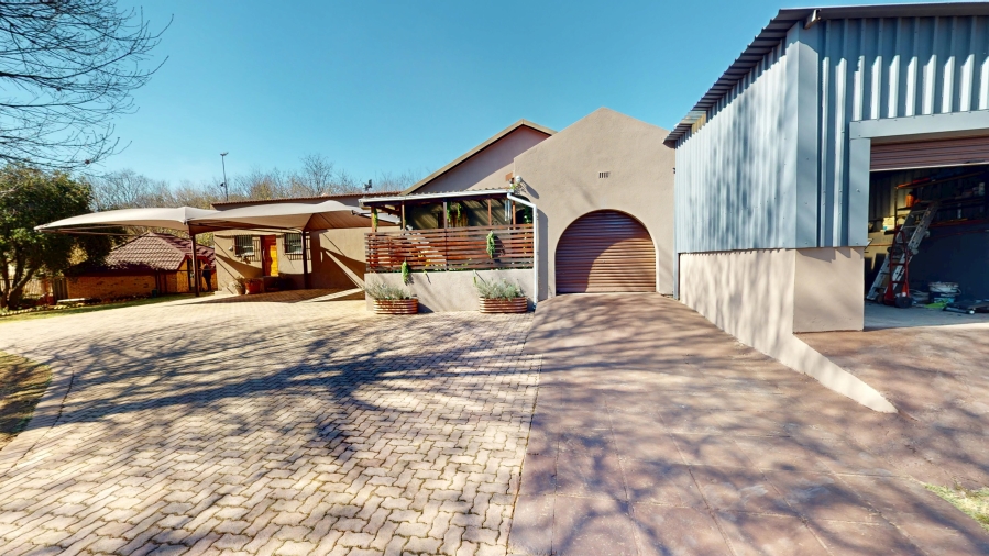 3 Bedroom Property for Sale in Gosforth Park Gauteng