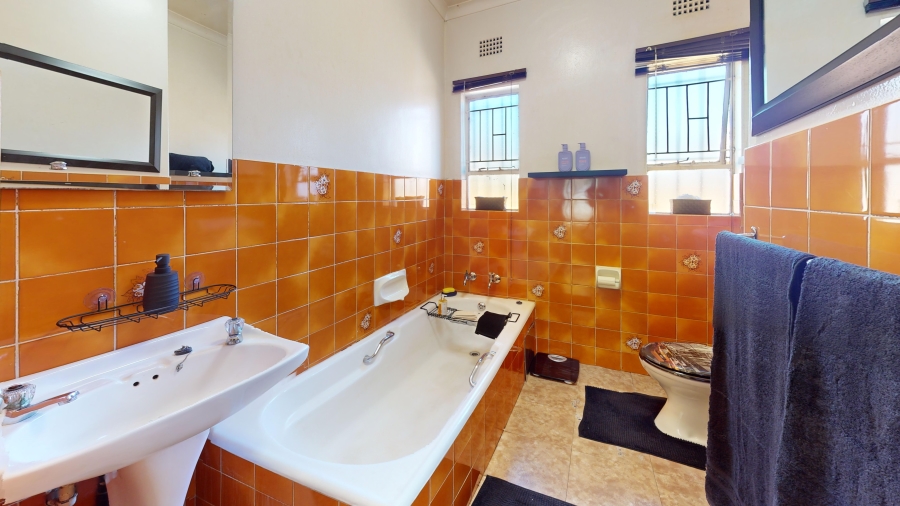 3 Bedroom Property for Sale in Gosforth Park Gauteng