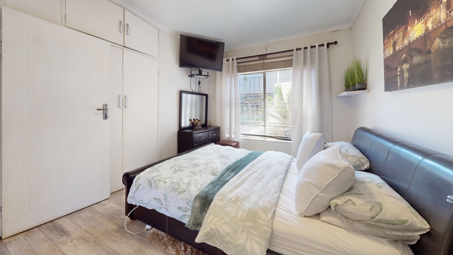 3 Bedroom Property for Sale in Gosforth Park Gauteng