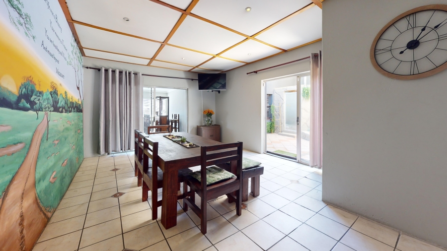 3 Bedroom Property for Sale in Gosforth Park Gauteng