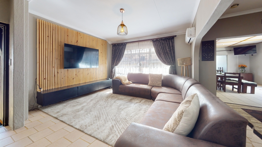 3 Bedroom Property for Sale in Gosforth Park Gauteng