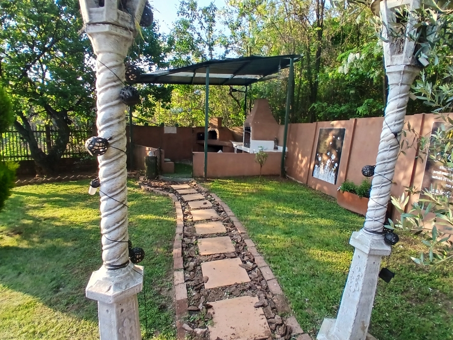 3 Bedroom Property for Sale in Gosforth Park Gauteng