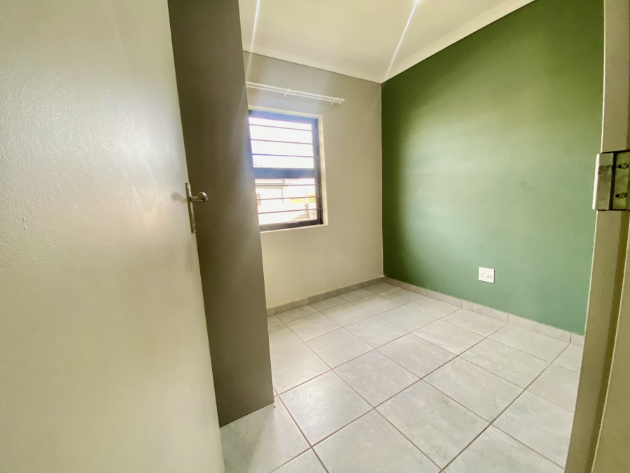 3 Bedroom Property for Sale in Lotus Gardens Gauteng