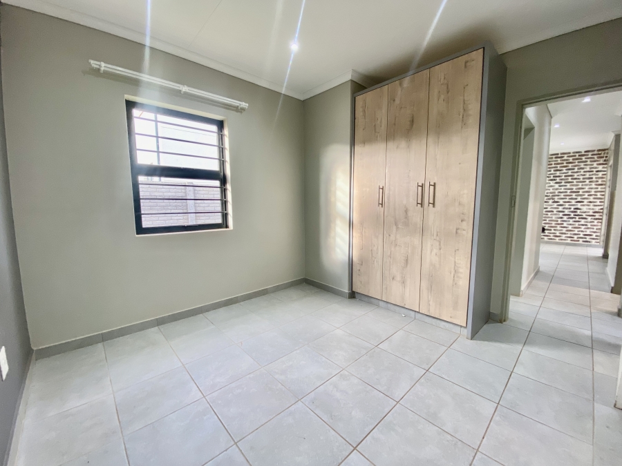 3 Bedroom Property for Sale in Lotus Gardens Gauteng