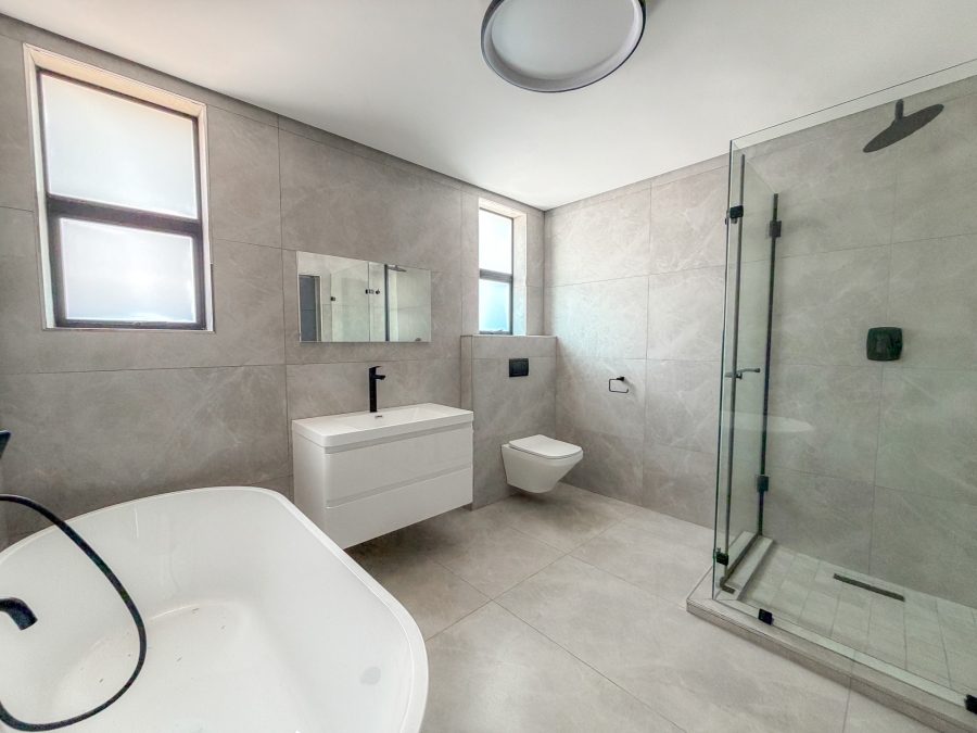 4 Bedroom Property for Sale in Fountainbrook Estate Gauteng